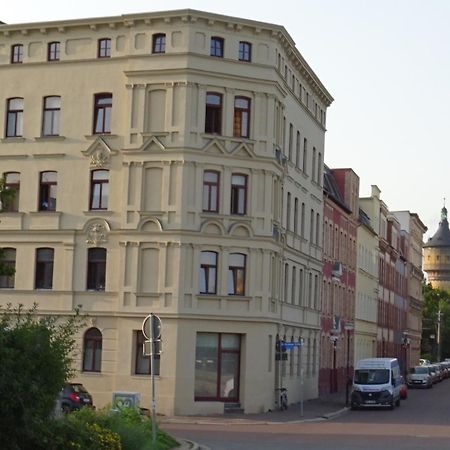 Hostel Im Medizinerviertel Halle  Esterno foto