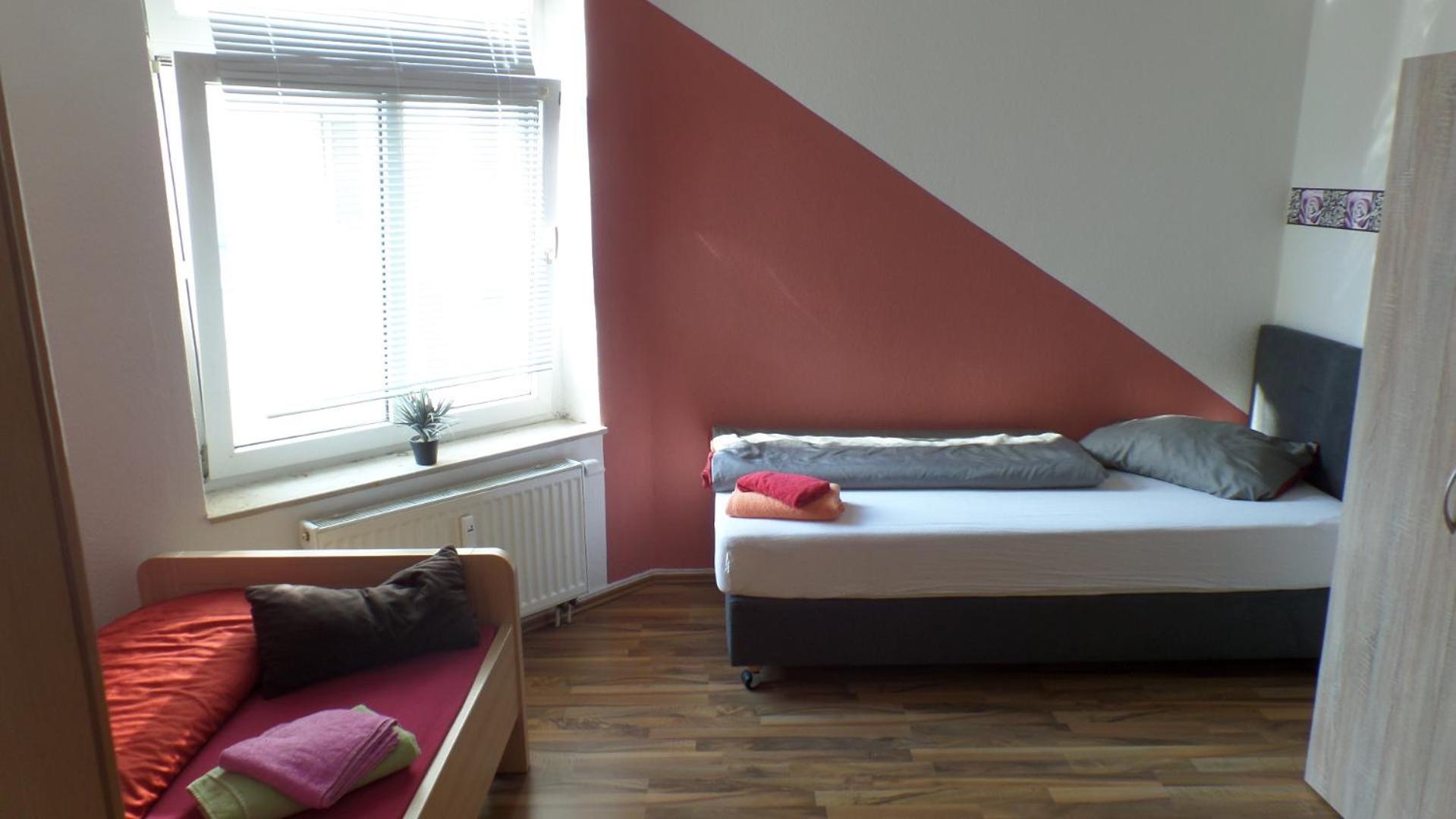 Hostel Im Medizinerviertel Halle  Esterno foto