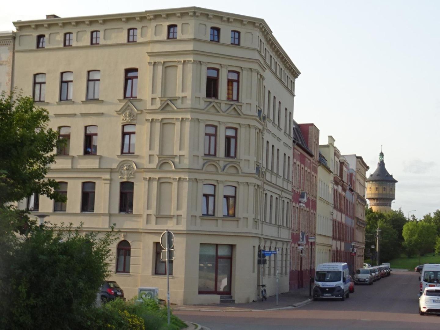 Hostel Im Medizinerviertel Halle  Esterno foto