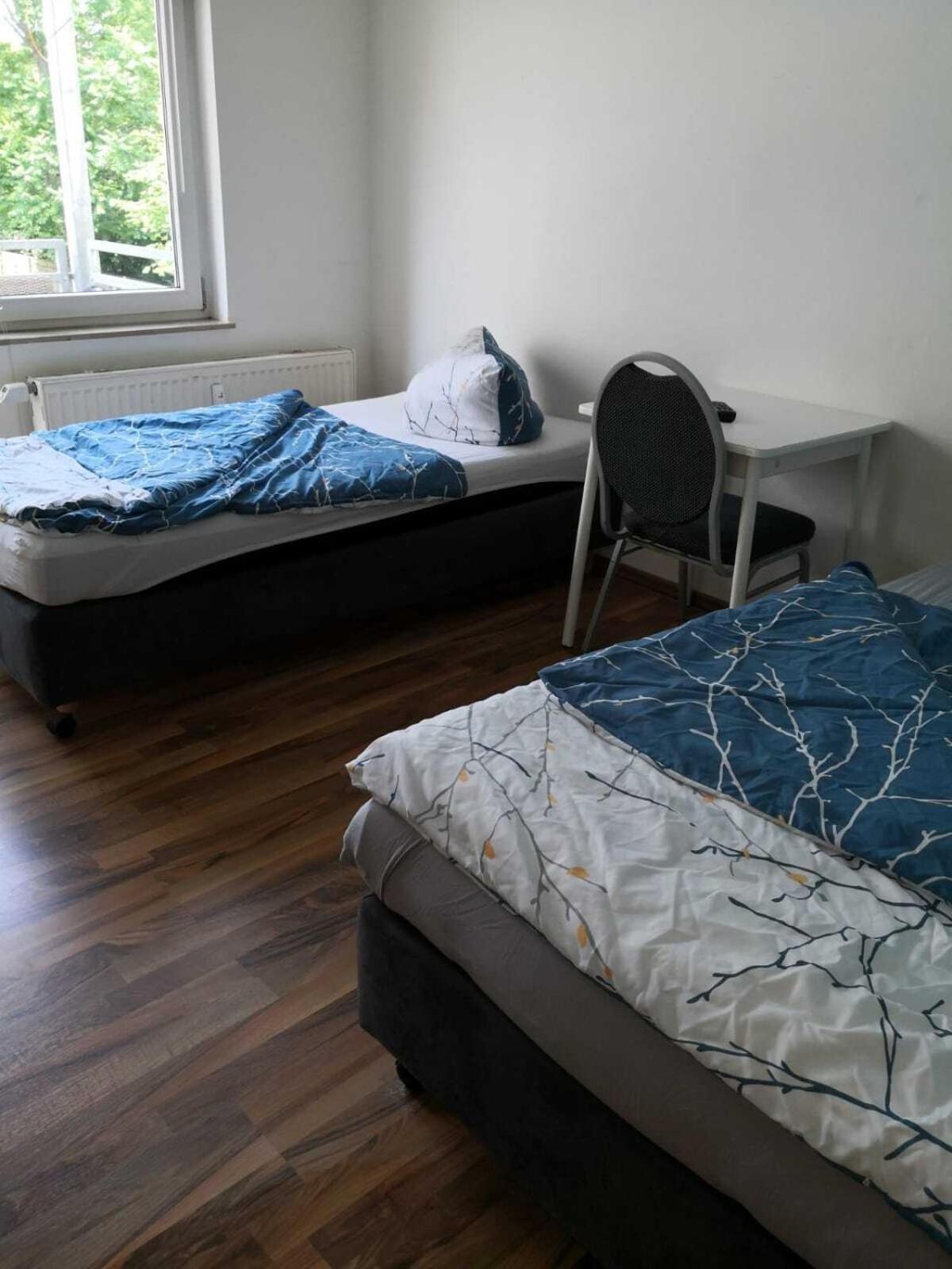 Hostel Im Medizinerviertel Halle  Esterno foto