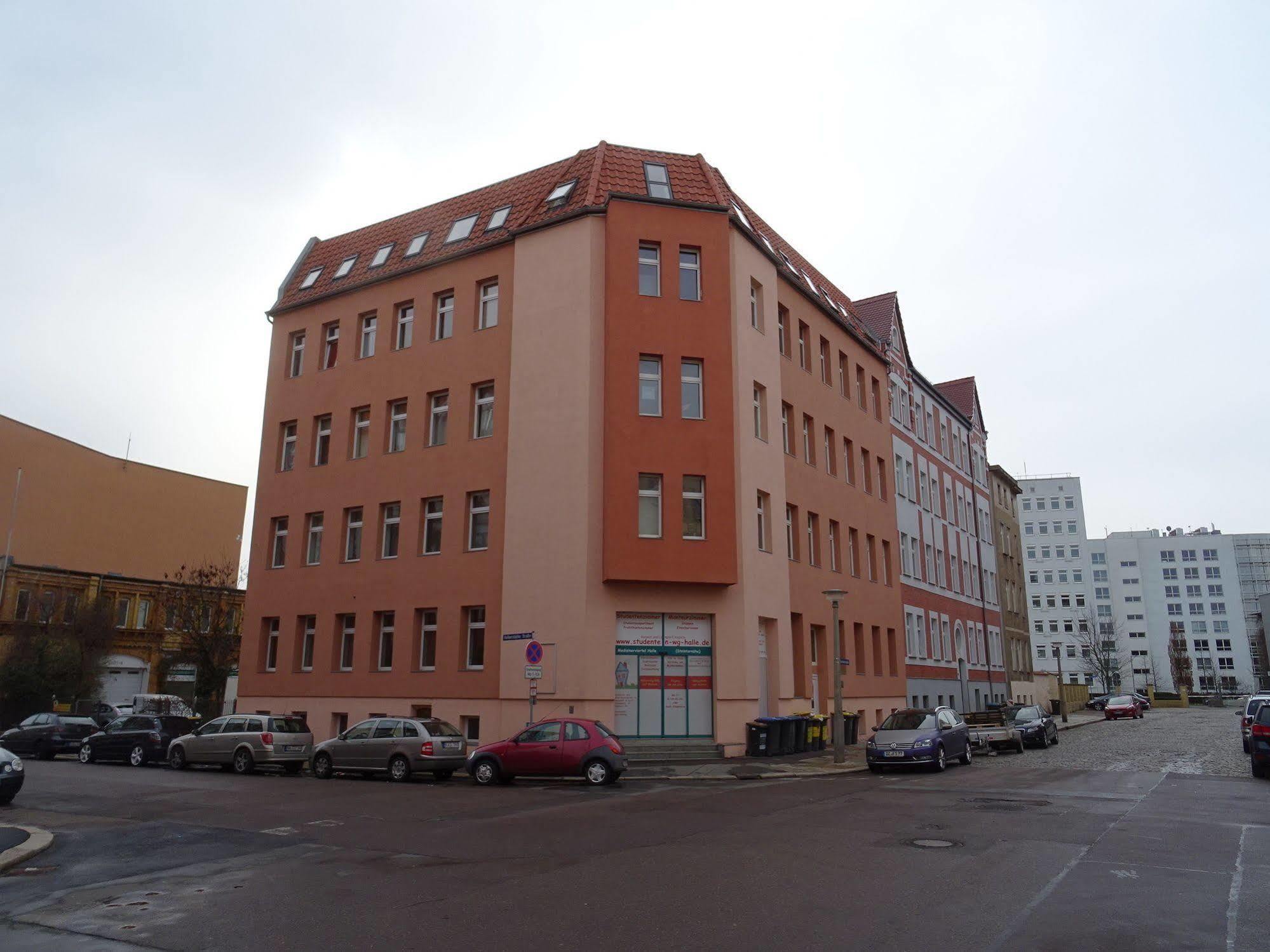 Hostel Im Medizinerviertel Halle  Esterno foto